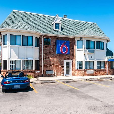 Motel 6 Chicago - Elk Grove Elk Grove Village Luaran gambar