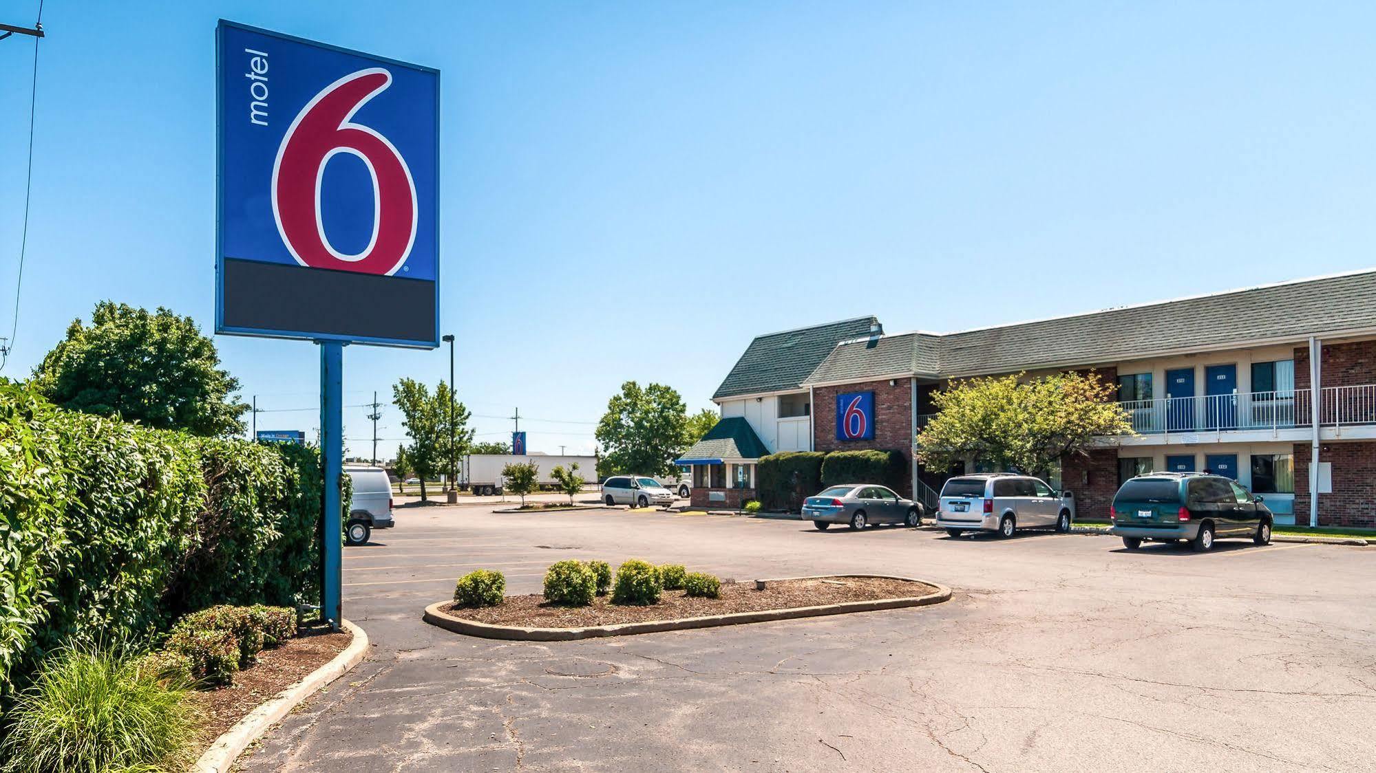 Motel 6 Chicago - Elk Grove Elk Grove Village Luaran gambar